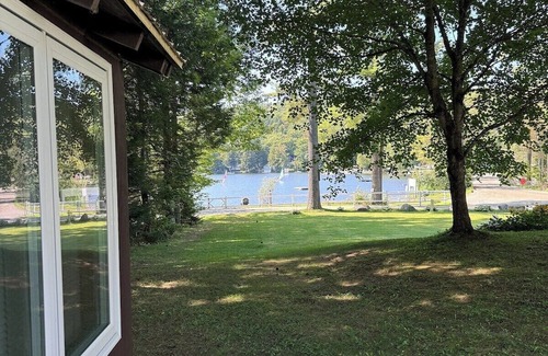 Post Mills Cabine | Lake Cabin in Vermont with WiFi