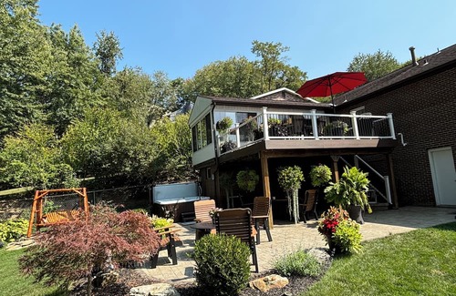 Plum Maison | US Open Home 0.4 miles from Oakmont Country Club Plum Pa