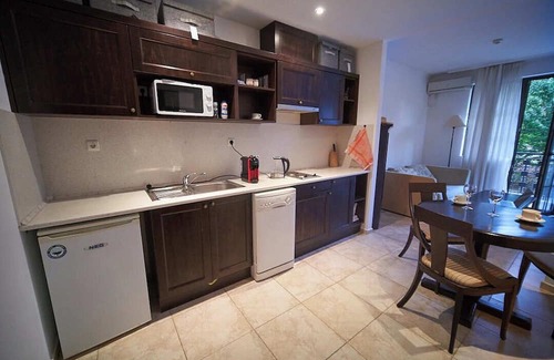 Obzor Appartement | Enjoy luxury of the Cliff **** hotel - Spa-100m to the beach 3 swimming pools