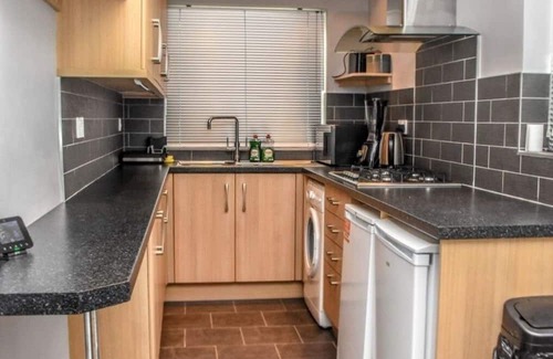 Tatenhill Maison | Purple Mansions - Home away from Home
