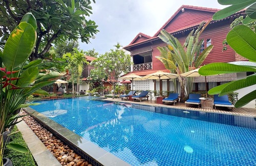 Siem Reap Villa | Sala Noble Two-Villa Retreat with 6-Bedrooms in Siem Reap-Share Swimming Pool