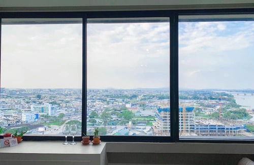 Puerto Santa Ana Appartement | Cozy 1-bedroom apartment with WiFi, AC & wonderfull views in lovely Guayaquil
