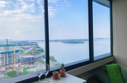 Puerto Santa Ana Appartement | Cozy 1-bedroom apartment with WiFi, AC & wonderfull views in lovely Guayaquil