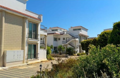 Bahceli Appartement | Quiet apartment: sea view + gym + pool + spa