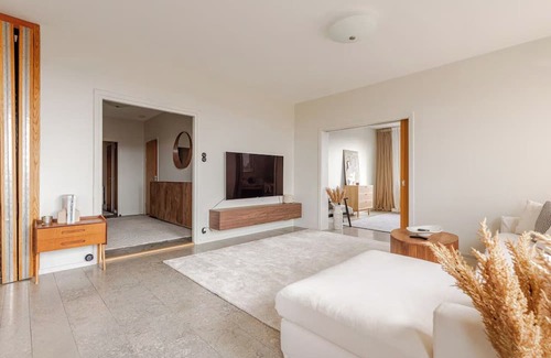 Ostermalm Appartement | 180 Sqm 5BR Apartment with Stunning View in Östermalm