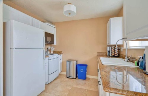Corbett - Terwilliger - Lair Hill Appartement | Sunny Urban Oasis | Steps from OHSU & Downtown