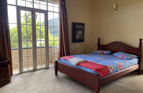 Nuwara Eliya Lit Et Petit-Déjeuner | Charming 4-bedroom bed & breakfast with AC, WiFi in brilliant Nuwara Eliya