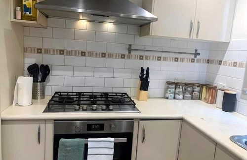 Fawkner Maison | Comfortable 4BR Home Near Melbourne Airport