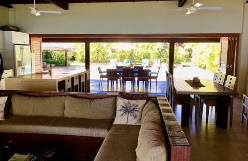 Malolo Lailai Island Maison | Nai Kawakawa 5 Star, Five Bure Waterfront Complex with Swimming Pool Musket Cove