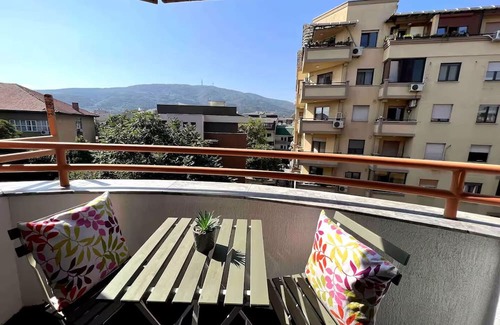 Centar Appartement | Mountain view apartment in Skopje