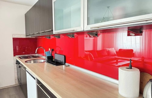 Centar Appartement | Mountain view apartment in Skopje