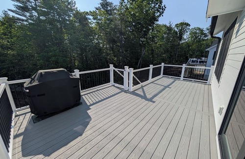 Windham Maison | 3-Bedroom Modern Farmhouse Townhome in Charming Windham with WiFi, AC. Book Now