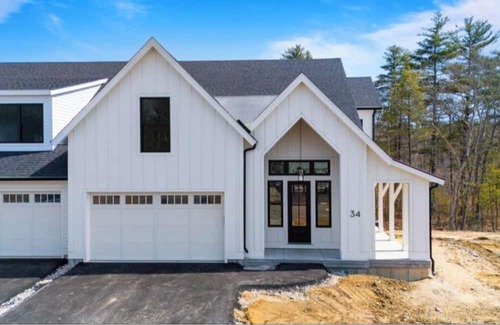 Windham Maison | 3-Bedroom Modern Farmhouse Townhome in Charming Windham with WiFi, AC. Book Now