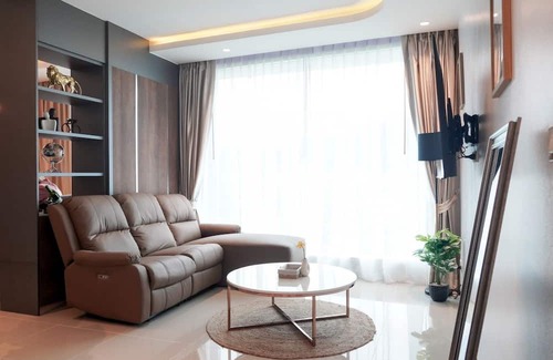Phuket Appartement | Charming 2-bedroom apartment with WiFi, fitness room in lovely Kathu