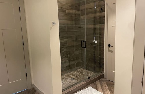 Uptown Appartement | Ascent Victory Park Apartments Unit 1908