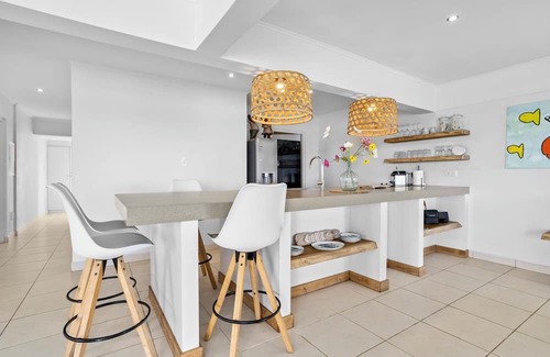 Belnem Appartement | Oceanfront Penthouse w/Sandy Beach & Pool - RARE FIND on Bonaire!