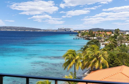 Belnem Appartement | Oceanfront Penthouse w/Sandy Beach & Pool - RARE FIND on Bonaire!