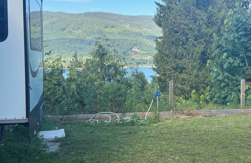 Sechelt Maison | 5 minute to the golf cours and lighthouse Pub. Downtown