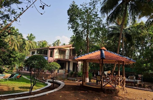 Akshi Maison | Shravansarri Homestay, Akshi. In natures cradle