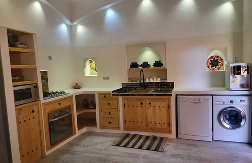 Tamansourt Villa | Homerez - Villa spacieuse à Tamansourt avec piscine privée