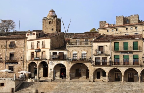 Trujillo Appartement | DOUBLE ROOM WITH BALCONY IN TRUJILLO'S MAIN SQUARE