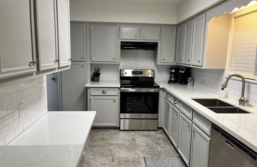 Woodville Maison | Comfortable 3 bdr/2 bath home with WiFi in Woodville