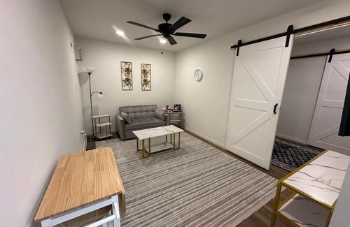 Greenacres Appartement | Charming studio in wonderful Bakersfield with AC, WiFi