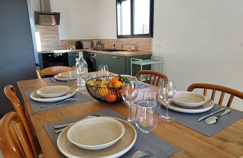 Peyrins Maison | Gîte 6 personnes, 3 chambres, au calme, 1h15 Lyon