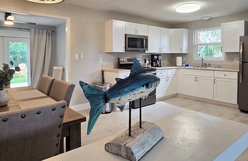 Edgewater Maison | Cozy 2-bedroom house in enjoyable New Smyrna/ Edgewater with AC, WiFi