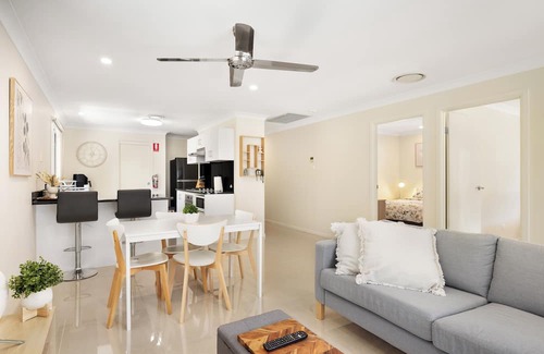 Sunnybank Appartement | Smart Suites Self Check-in Apartments - 144 Dixon