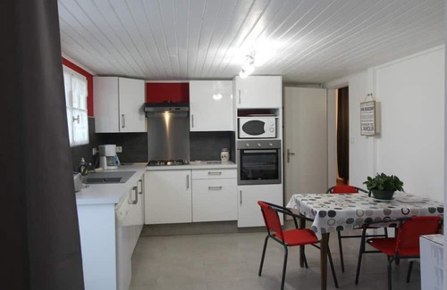 Tizac-de-Lapouyade Maison | Gite de la Broitelière