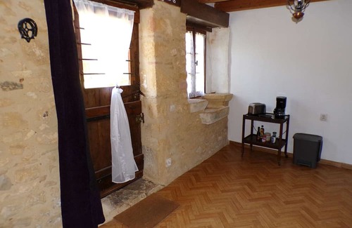 Le Vigan Maison | Gîte rural à Gourdon avec Wi-Fi gratuit et parking