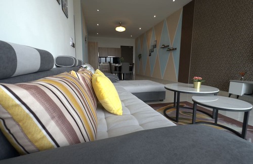 Masai Appartement | Chic 1-bedroom apartment with AC, WiFi in wonderful Masai