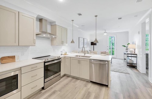 Santa Rosa Beach Copropriété | Pinewood 323 - 30A, Beach, Pool, Hot Tub, Firepit, Free Golf, 2 Bikes Incl