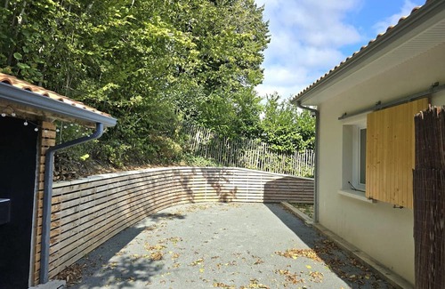 Chateau-l'Eveque Cottage | Maison indépendante avec piscine privée, Wi-Fi et climatisation