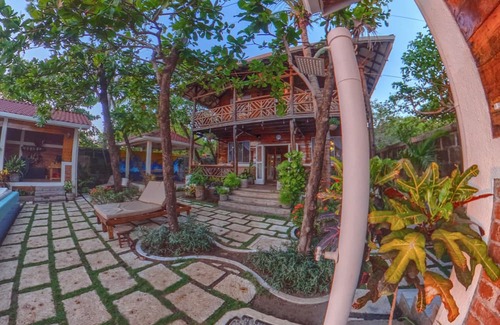Pochomil Maison | Beachfront 1-of-a-kind house w/AC, Pool, Wifi, ATV