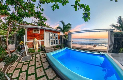 Pochomil Maison | Beachfront 1-of-a-kind house w/AC, Pool, Wifi, ATV