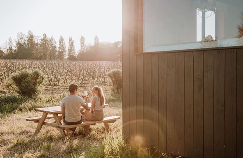 Saint-Emilion Cabine | Tiny House in the heart of an organic Saint Emilion vineyard