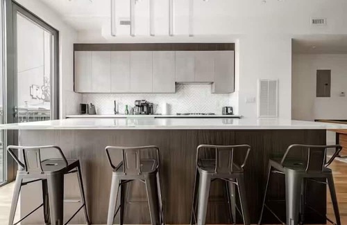 Bedford-Stuyvesant Appartement | Spacious apartment in charming Brooklyn with WiFi, AC. Book now
