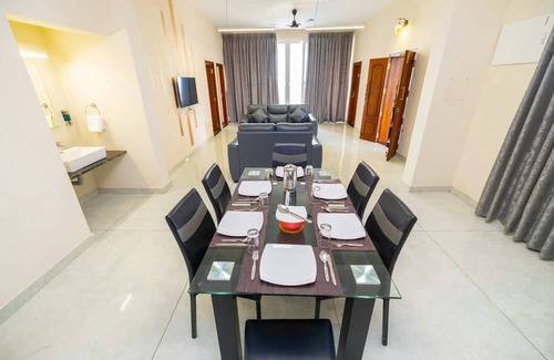 Udupi Appartement | 12-bedroom apartment in superb Manipal with AC, WiFi. Live large