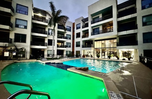Mission Appartement | Penthouse with Pool & Jacuzzi