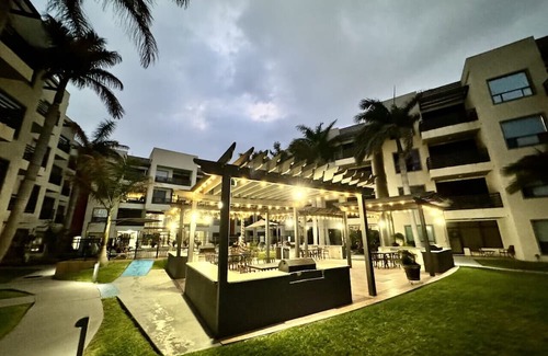 Mission Appartement | Penthouse with Pool & Jacuzzi