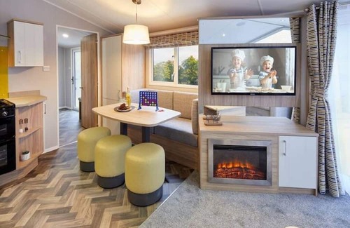 Letham Grange Maison | Elegant Castleton 3 Bed