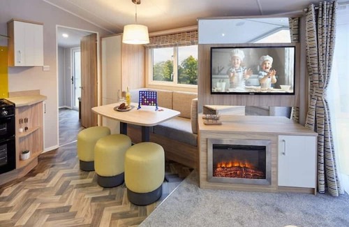 Letham Grange Maison | Elegant Castleton 2 bed