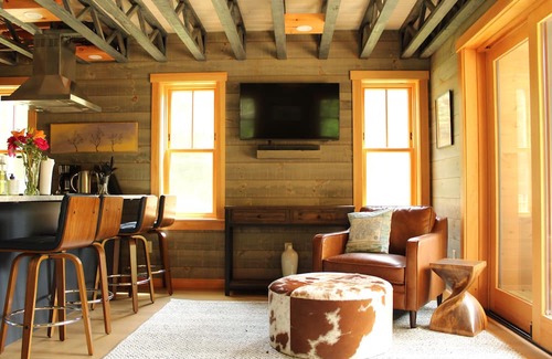 Belfast Maison | Newly Constructed - The Colby House is a stunning getaway in beautiful Belfast!