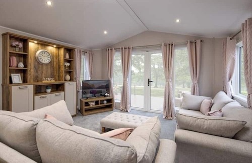 Letham Grange Cabine | Stunning Sheraton in Arbroath
