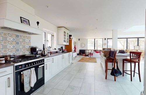 Sherborne Maison | ~Stunning secluded detached house in 2 acres within 5 min drive of Sherborne