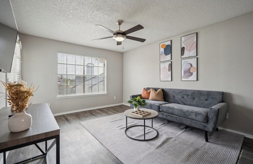 Bedford Appartement | 3001 Crystal Springs 723 I Spacious 2 Bed 2 Bath