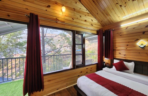 Kandaghat Station Balnéaire | Couple and family friendly eco resort Near Shimla in Kandaghat