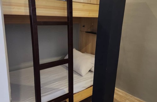Balibago Lit Et Petit-Déjeuner | Cozy place away from home, walking distance from SM clark,near clark airport